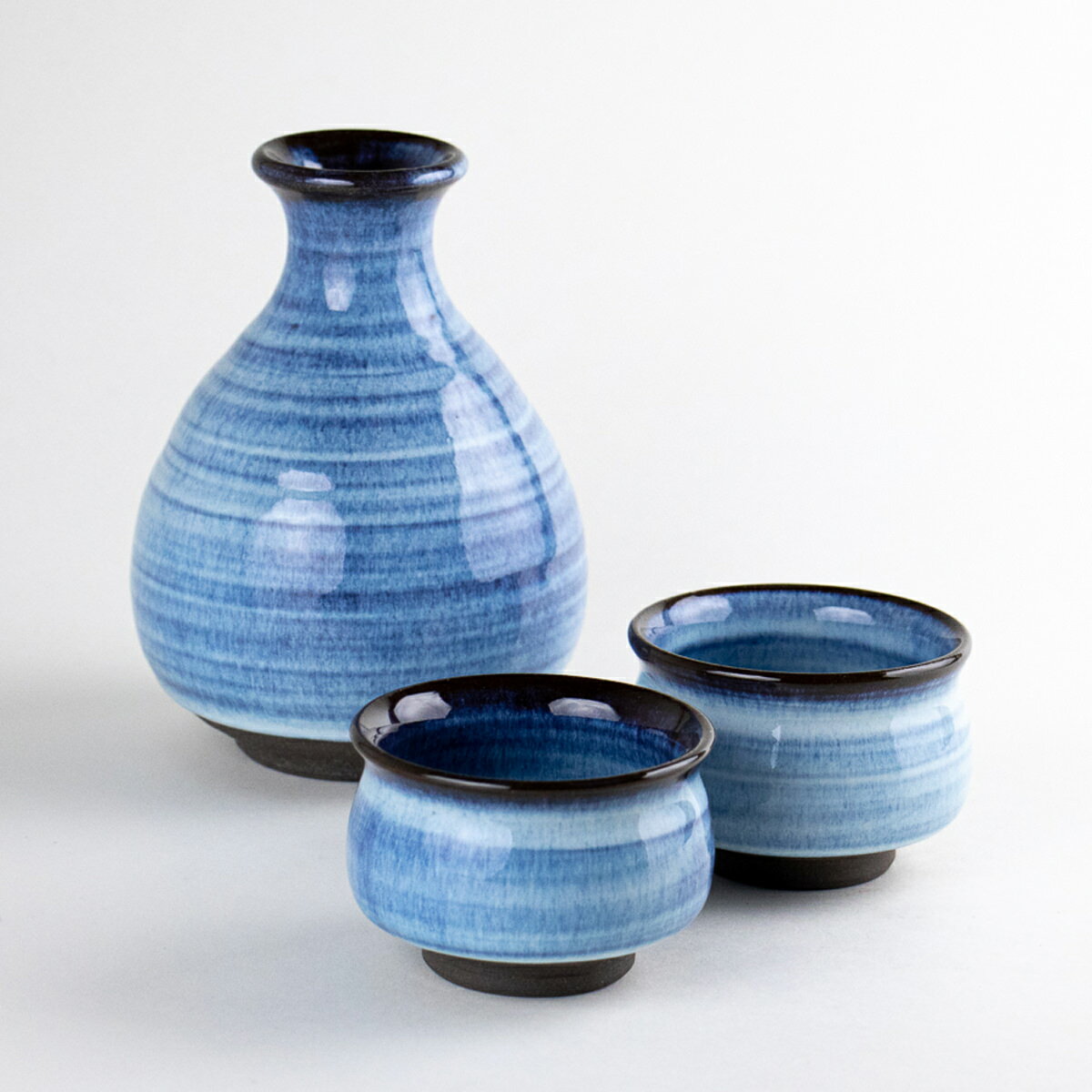 【ブラックフライデー ポイント5倍】徳利 ぐい呑み セット 人気 有田焼 陶磁器 日本製 遊野 青 半酒器..