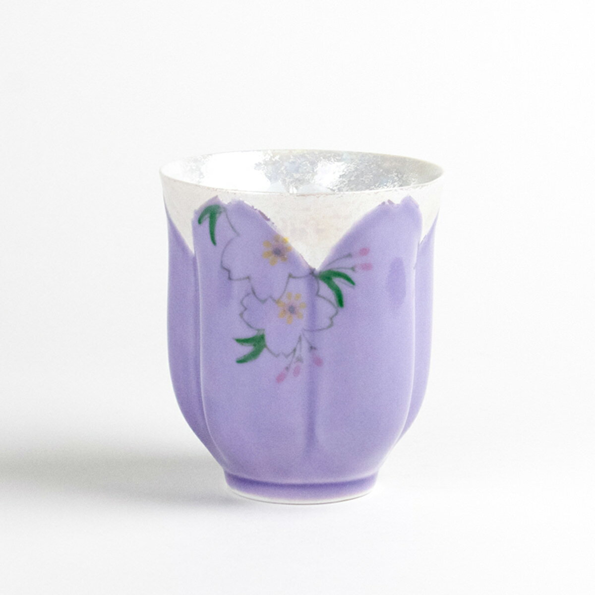 湯呑み おしゃれ コップ 持ちやすい 有田焼 陶磁器 日本製 華の舞（紫） 桜湯呑 1