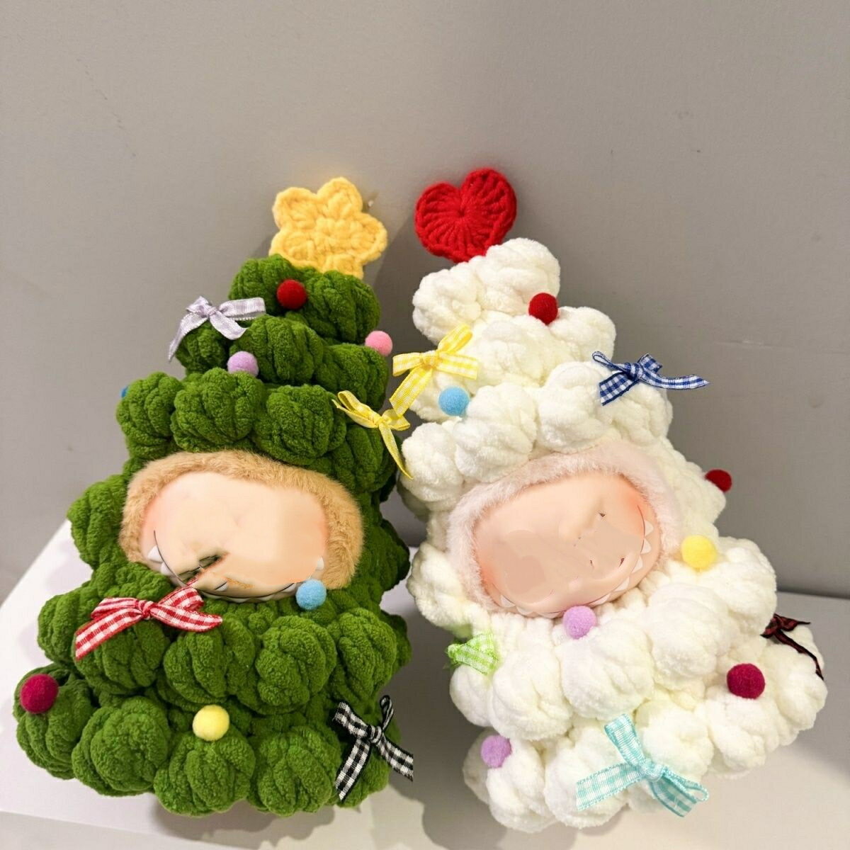 THE MONSTERS Exciting Macaron ぬいぐるみ用服 LABUBU ラブブ マカロン洋服/ズボン/靴/ネクタイ/帽子/スーツ ぬいぐるみ 服 17cm ぬいぐるみ 服セット　クリスマス服