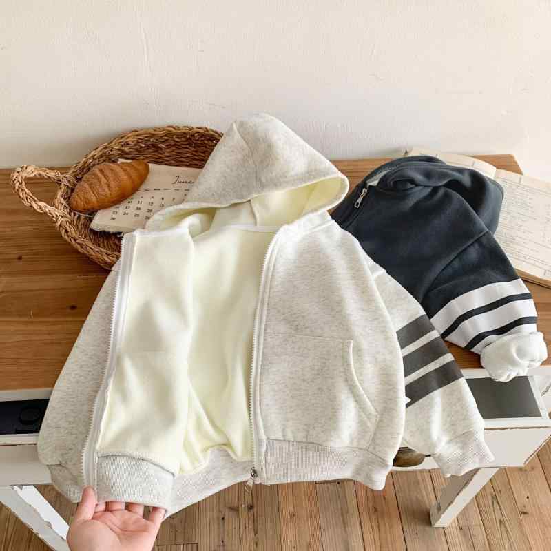 子供服 アウター 男女兼用 フリース ジャケット パーカー 長袖 上着 防寒着 無地 ボーイズ ガールズ キッズ 灰色 黒 紫 カーキ 綿 秋冬