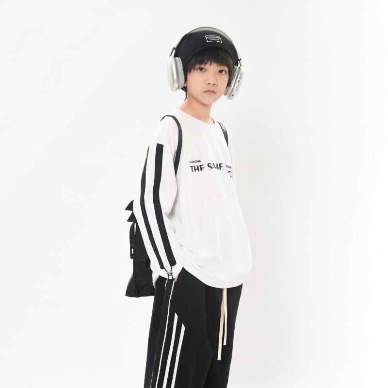 楽天AR企画　楽天市場店子供用Tシャツ 長袖トップス ラウンドネック プリント柄 コットン100％ 秋物 カジュアルスタイル 普段使い 部屋着 ホワイト 130cm 140cm 150cm 160cm 170cm（x25）