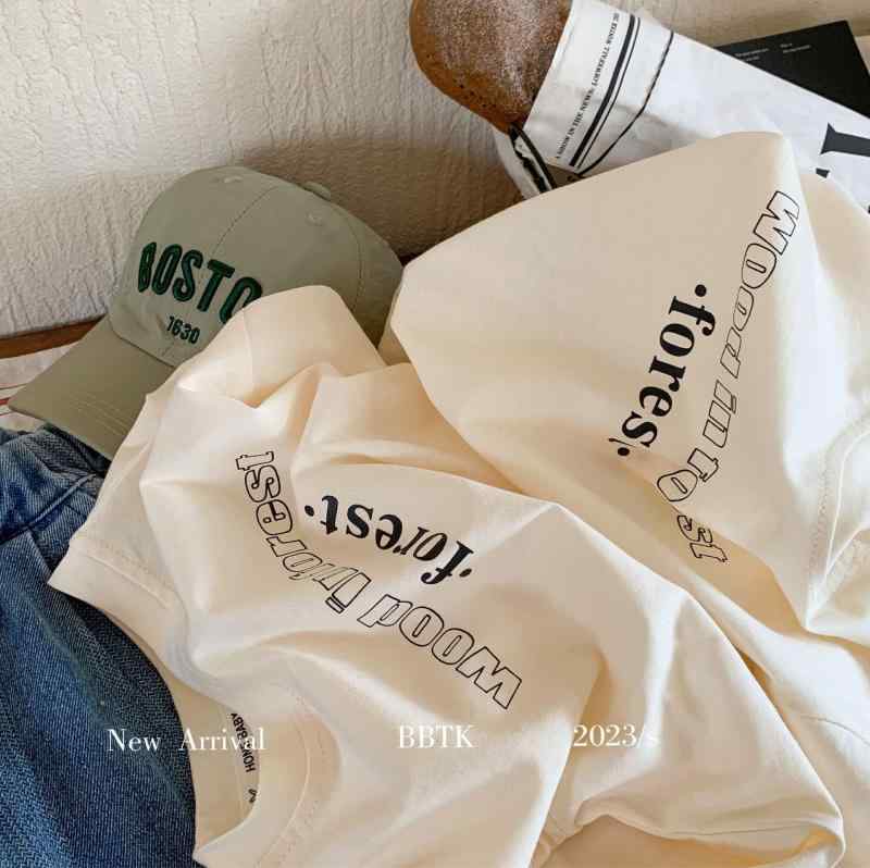 Tシャツ キッズ 男女兼用 長袖 コットン100% プリント アルファベット柄 ミルクアプリコット色 カット..