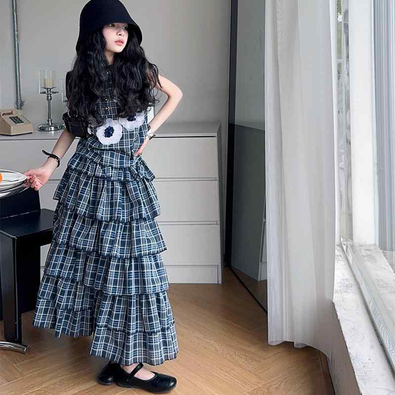 子供用スカート セットアップ 女の子 花柄トップス チェック柄スカート 2点セット 春秋 長袖 膝丈 ミディアム丈 かわいい ガールズ 子供服 普段着 通学着