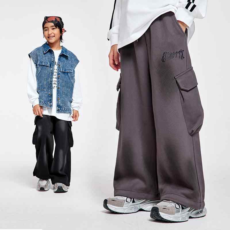 子供服 パンツ 春秋 刺繡 スウェットパンツ 男の子 女の子 ゆったり カジュアル ロングパンツ 綿混紡 1..