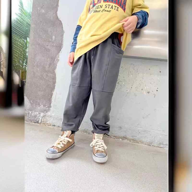 キッズ パンツ 大ポケット付き スウェットパンツ 男の子 女の子 裾絞り ロングパンツ 綿100％ ミリタリ..