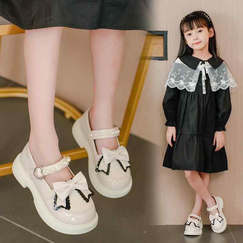 靴 キッズ 女の子 バレエシューズ 発表会 フォーマル靴 子供靴 蝶結び パール飾り付き 黒色 白色 PU ゴ..