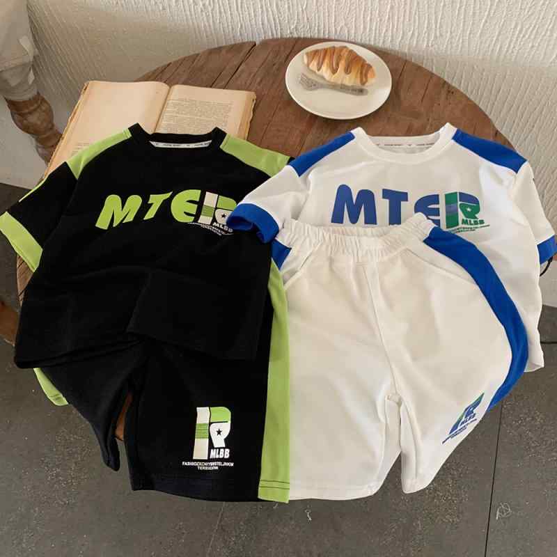 子供服 半袖Tシャツ &amp; 短パン 2点セット 男の子 夏服 3歳 ボーイズ ベビー服 上下セット スポーツウェア 薄手 綿80％ ホワイト ブラック 90cm 100cm 110cm 120cm 130cm 140cm 150cm