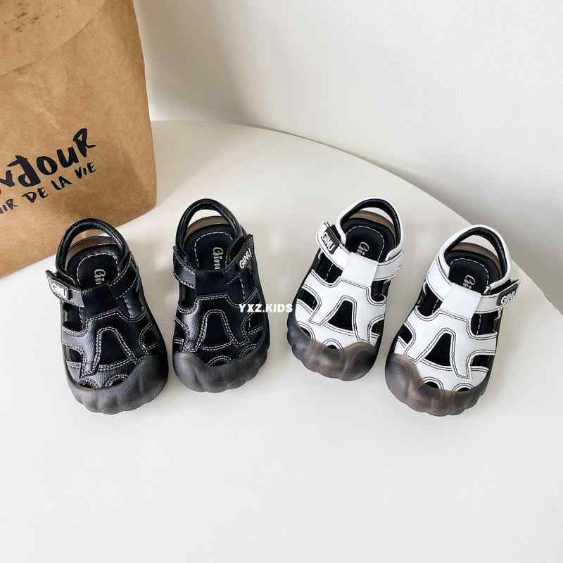 サンダル ベビー キッズ 男の子 女の子 幼児 靴 シューズ 夏用 柔らかい靴底 通気性 超纤皮 マジックテープ ホワイト ブラック・項目名: カラー・値: ホワイト、ブラック・項目名: サイズ・値: 12.3cm、12.8cm、13.3cm、13.8cm、14.2cm、14.4cm、14.6cm、15cm、15.5cm、16.5cm、17cm、17.6cm、18.3cm、19cm・項目名: 性別・値: ユニセックス・項目名: 靴の素材・値: マイクロファイバーレザー・項目名: スタイル・値: カジュアル・項目名: 機能・値: 通気性・項目名: シューズ丈・値: ローカット・項目名: 留め具・値: 面ファスナー・項目名: 対象年齢・値: 12-36ヶ月・項目名: 製品カテゴリ・値: サンダル