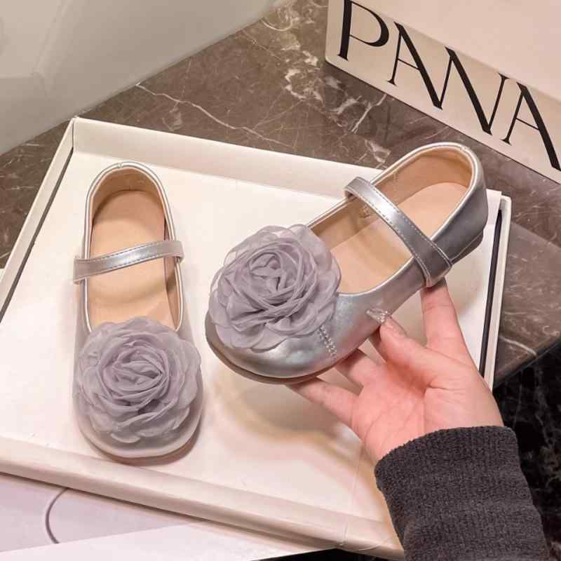 靴 ガールズシューズ 子供靴 春秋 韓国風 ファッション 柔らかい底 滑り止め 防水 シルバー 銀色 アプ..