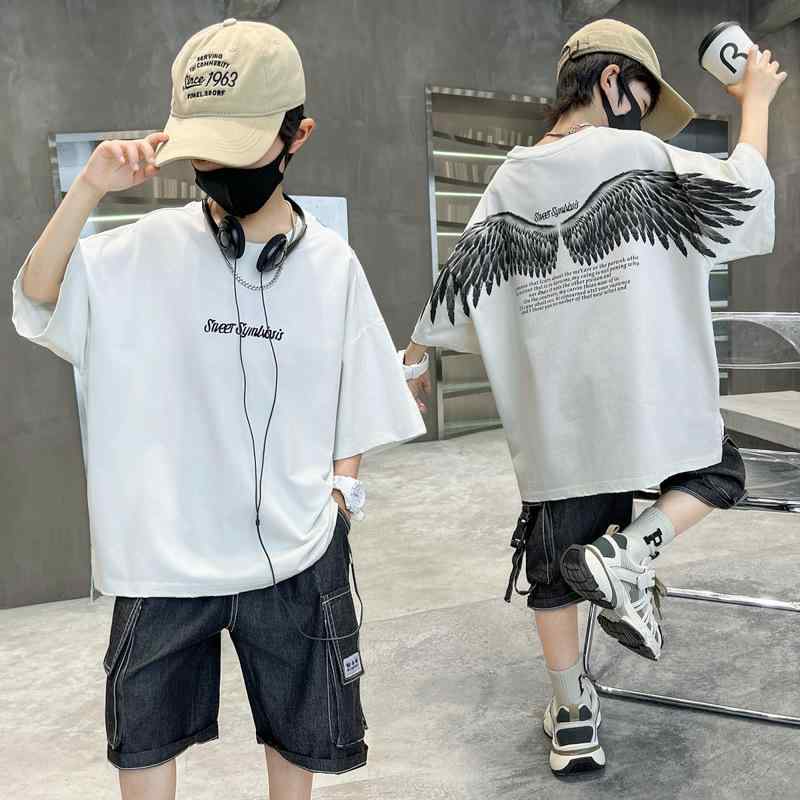 キッズ 半袖Tシャツ ショートパンツ 上下セット 男の子 薄手 綿 カートゥーンプリント ブラック ホワイ..