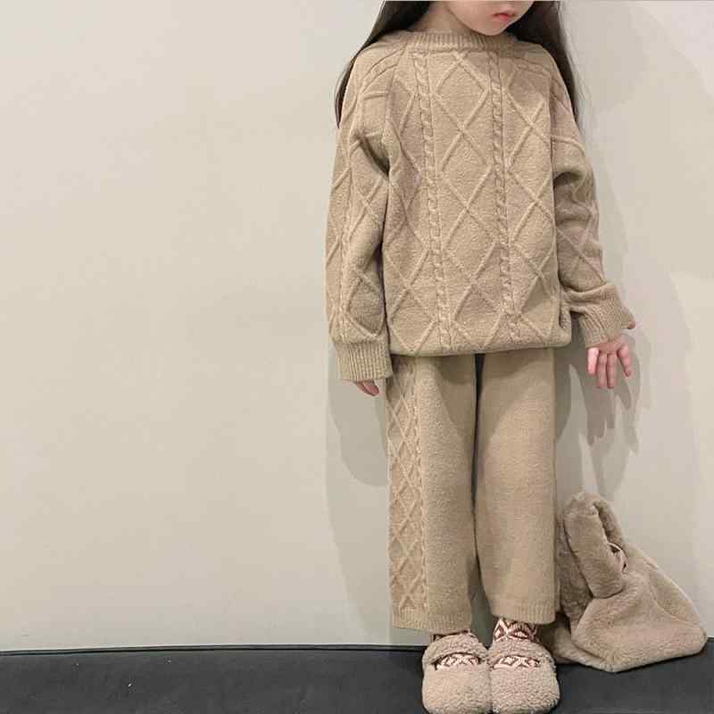 子供用ニットセットアップ 秋冬 女の子 ベビー服 セーター ニットパンツ 上下2点セット ベージュ グレー