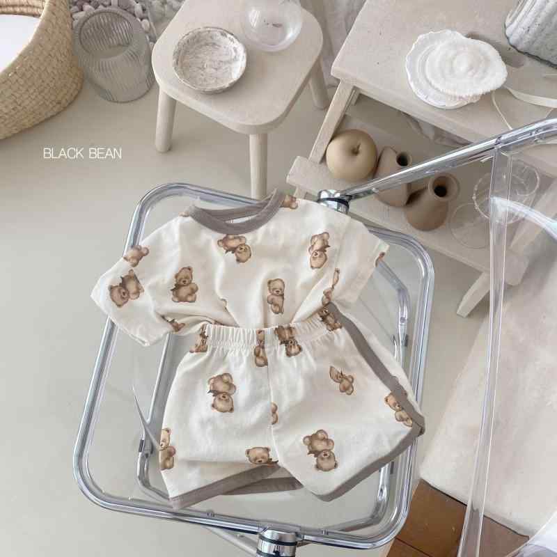 ベビー服 上下セット 春夏 半袖 パジャマ コットン 薄手 かわいい くま柄 73 80 90 100 110(x2)