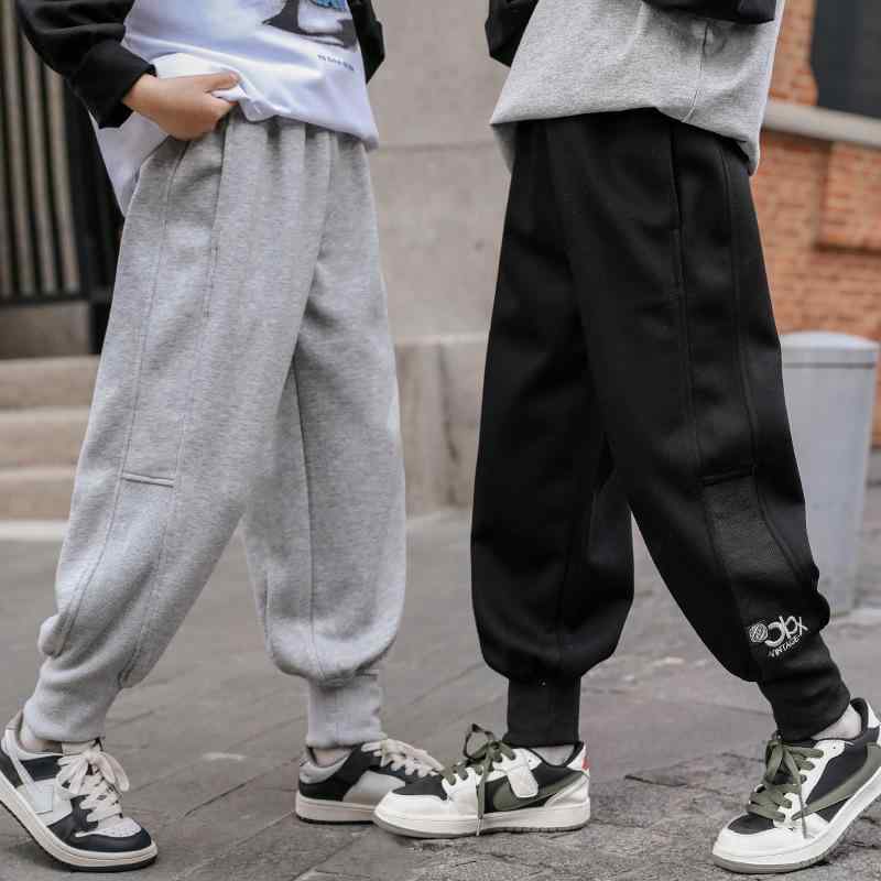 子供服 パンツ 男の子 ボーイズ スポーツパンツ ロングパンツ コットン混紡 春秋 中大サイズ ブラック ..