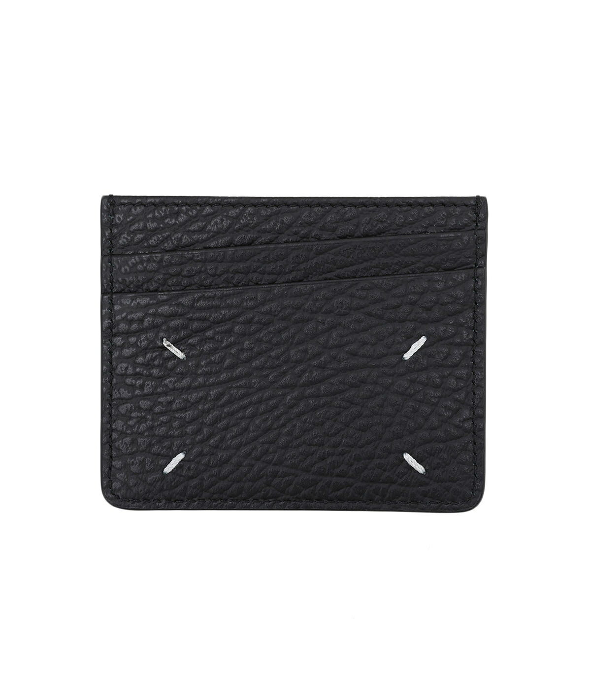 商品詳細 【デザイン】 ・Maison Margiela（メゾンマルジェラ）のカードケース「5 CARD HOLDER（5カードフォルダー）」 ・カードケースが4ステッチ面に2か所、裏面に3か所 ・前後のカードケースとは別に真ん中にポケットが1か所 ・真ん中ポケットの内側には白プリントのカレンダータグ 【素材感】 ・程良く柔らかさエンボス加工が施された牛革を使用 ・表面のキズが目立ちづらいのも魅力の1つ 【シルエット、サイズ感】 ・カードケースx5 ・フリーポケット×1 【その他・ディテール】 ・ブランド専用のケースに入っていますので贈り物にもおすすめ 【アテンション】 ・箱や包装の軽微な破損につきまして、商品に問題が無い場合は発送させて頂いております MATERIAL 牛革 SIZE FREE(ONE) / 縦:8.5cm 横:10cm 厚み:0.5cm ※個体によって多少の誤差が生じる場合があります。参考値としてご利用ください。 ※ARKnets独自の方法により採寸しております。 【メーカー指定採寸】の商品はARKnets独自の採寸方法とは異なる場合がございます。 商品仕様についての注意事項 ●アンダーウェア・靴下・ピアス・マスクなどの衛生品は、原則的に返品・交換不可となっております。 ●天然素材を使用した商品の、色・模様・形の不揃いなどの理由による返品・交換は、お客様の都合によるものとさせていただきます。 ●箱が付属する商品について、箱の破損（破れ、へこみ、穴）、シール剥がし跡などが生じる場合、箱内の包装用紙破れ、商品タグなどがない状態が生じる場合がございます。 ●軽微な箱の破損につきまして、商品に問題がない場合は発送させていただいております。 ●天然素材を使用している商品について、商品により色・サイズなどの個体差があるため、写真や表記とは若干異なることがあります。 ●革製品や天然素材を使用しているものは、生産工程で生じるキズ、色ムラ、シワなどが見られる場合がございます。 ●天然繊維の麻・リネンなどは、繊維が絡み合った節(ネップ)がございます。 ●履きジワやボンド・ノリの付着、若干のシミ、汚れが生じる場合がございます。ブランドにより、製作時の仕様・特性の場合もございます。 商品の個体差によるご不明な点などございましたら、取扱い店舗までお気軽にお問い合わせください。