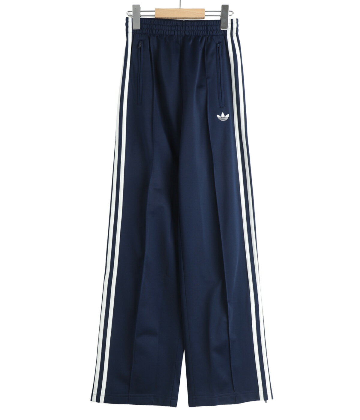 樂天商城 - ＼6/10(水)23:59迄！P10倍！／adidas Originals : [レディース]FIREBIRD LOOSE TRACK PANTS : KC9018[DEA]