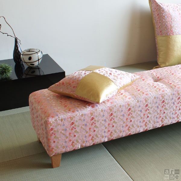 ベンチソファー 旅館 背もたれなし アームレス ロング おしゃれ ベンチソファ ベンチチェア 応接ソファー 待合 長椅子 和風 家具 ソファ ソファー いす ピンク 金襴 和室 西陣織 2人掛け リビング 玄関 和柄 桜柄 料亭 ベンチ 二人掛け 二人掛けソファ japan 二人がけ □