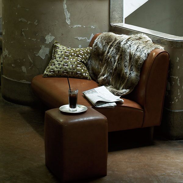 レトロソファー 2人掛け ダイニングソファー ナチュラル シンプル デザイン 2人用ソファー 二人掛け モダンソファ 肘 なし 二人用 2P 2Pソファー カフェ インテリア デザイナーズ 日本製 【SWITCH/日本製】 [3]