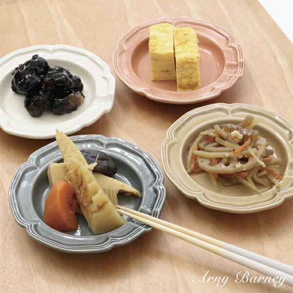 食器（1000円程度） Fam Plate 【 S 】 ファム プレート 食器 おしゃれ お皿 おしゃれ シンプル お皿 北欧 お皿 可愛い 北欧 箸置き おしゃれ 箸置き かわいい 箸置き おもしろ 小皿 おしゃれ 皿 おしゃれ プレート 皿 カフェ 食器 陶器 皿 アーニーバーニー/フリート/【RCP】