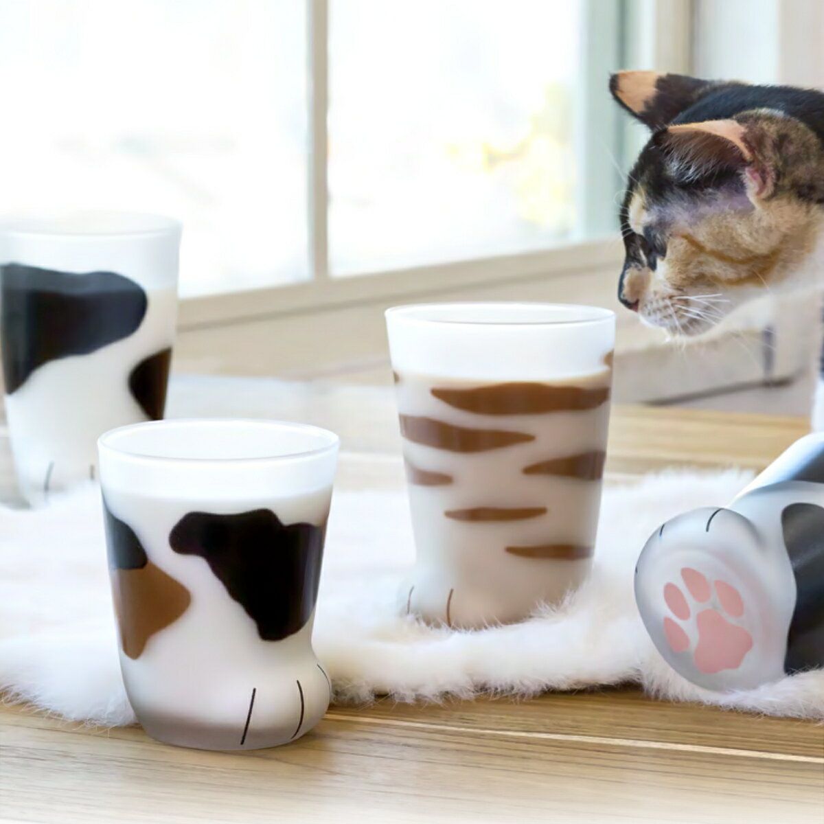 ねこ グラス タンブラー 日本製 coconeco premium ここねこ プレミアム ギフト ミケ トラ ブチ ビアグラス 石塚硝子 無料 ラッピング同梱 猫グッズ お祝い 誕生日プレゼント 子供 女性 肉球