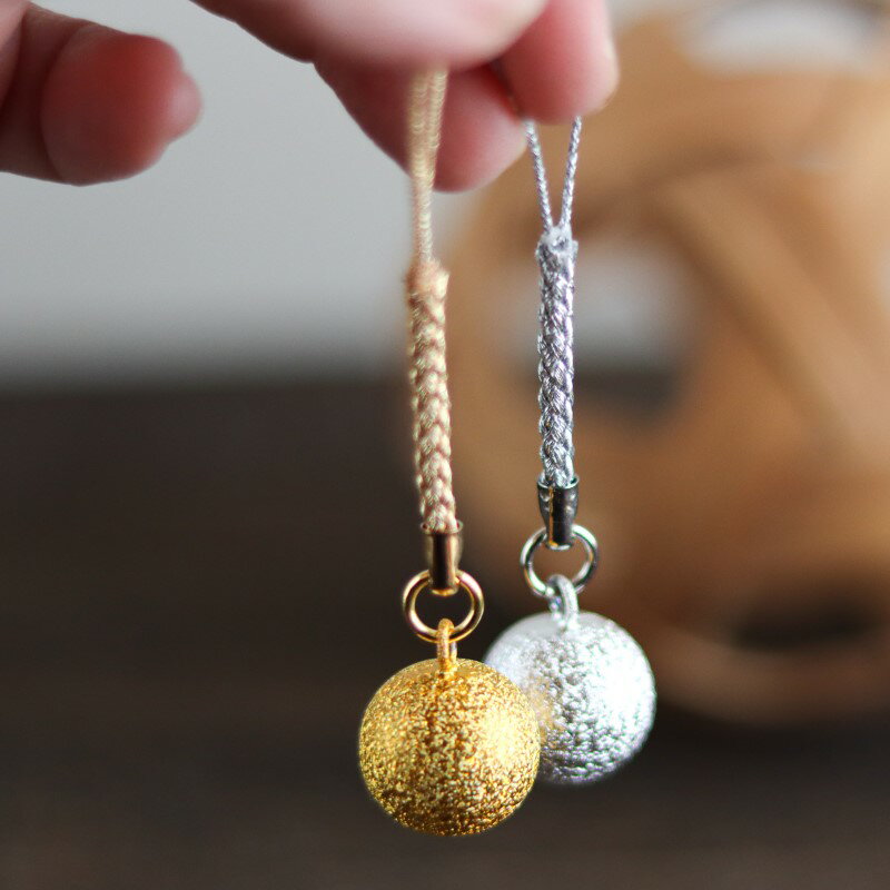 1~7営業日出荷 ストラップ 和雑貨 水琴鈴根付 金 銀 澄んだ音色が美しい 表現社 メール便