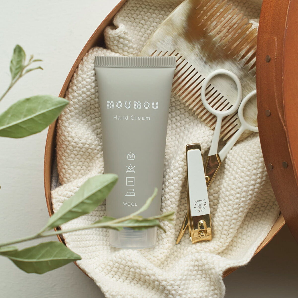 mou mou ハンドクリーム 日本製 ムームー 手肌をやさしく保湿 清潔感のある香り ボディケア ハンドケア(4)