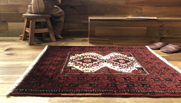 アンティーク オールド絨毯(e) W85cm×H65cm 北東 イラン バルーチ族 直輸入 本物 ペルシャ絨毯 メダリオン 孔雀 赤 エンジ アイボリー じゅうたん マット 玄関マット 寝室 リビング 手織り 極上 ウール100%北欧 ナチュラル インテリア 送料無料