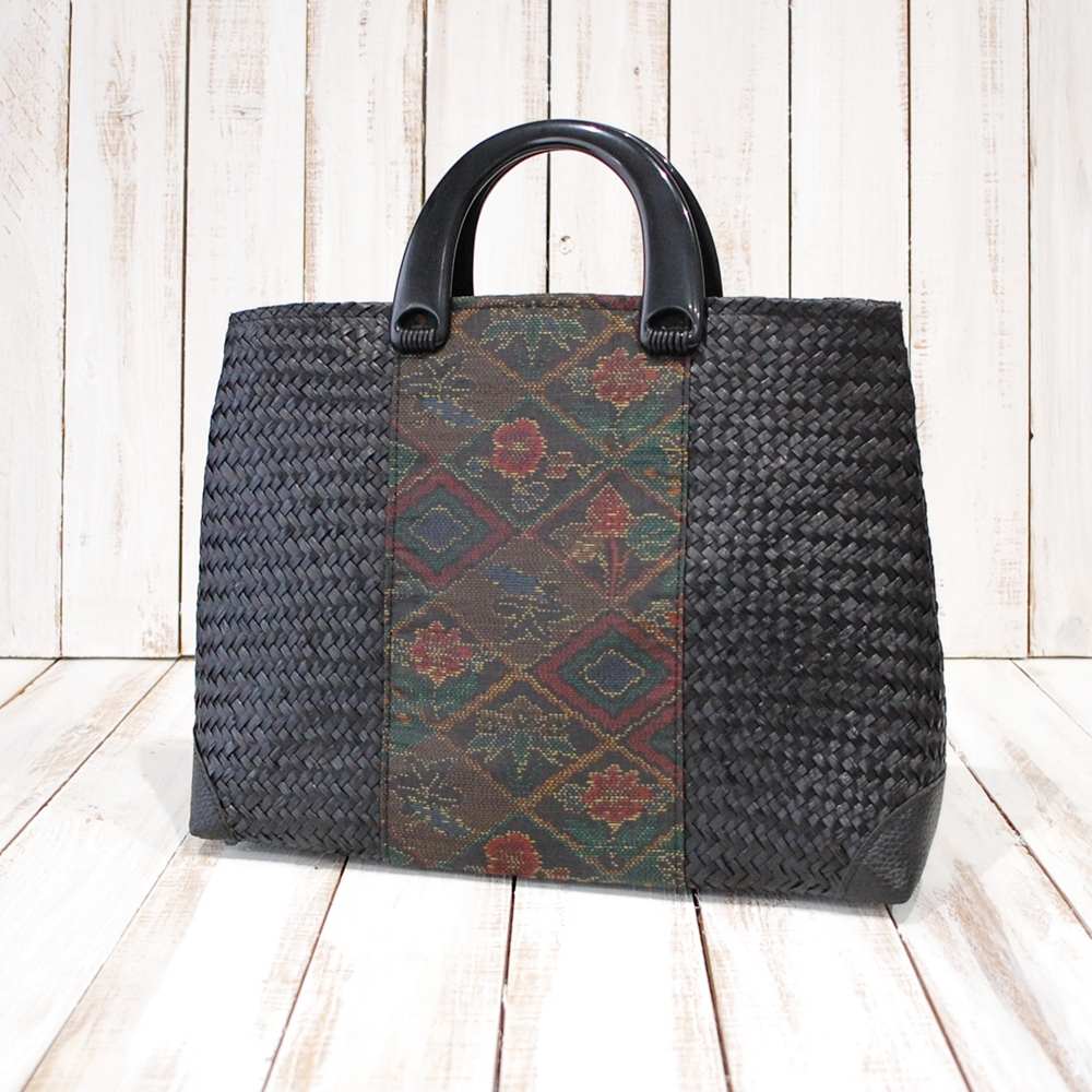 かごバッグ カゴバッグ 籠バッグ 篭バッグ シーグラス バッグ 水草 大人バッグ A4収納 和装 浴衣 大きめ アジアン雑貨 タイ雑貨 鋲付き 黒 ブラック 天然素材 おしゃれ 着物素材 着物リメイク バック シーグラスバッグ 越後紬 正絹