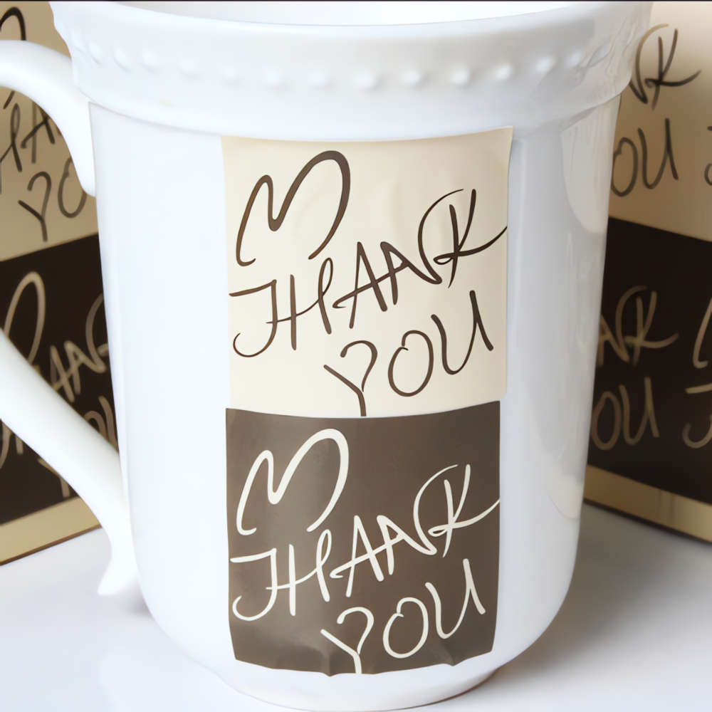 6%OFFクーポン★オシャレなカフェのようなポップなTHANK YOUシール。ハート入り。 ギフトシール ラッピング バースデー 誕生日 バレンタイン ホワイト...