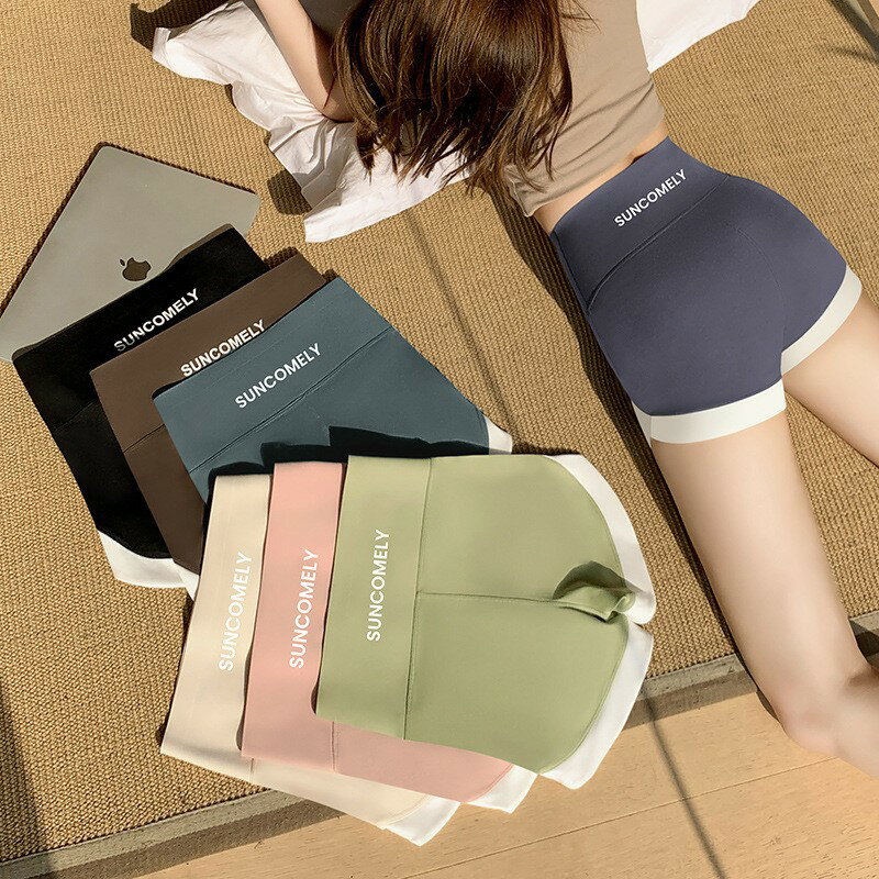 女性用の夏に着る3分シャークパンツ。インナーとしてもアウターとしても着られるバービーパンツ。薄手で、夏に最適。着崩れを防ぐショートパンツ。 送料無料