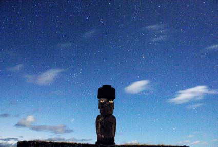 ポストカード 世界遺産 イースター島 星と目のあるモアイ PSC-52-1 風景 写真 プレゼント お礼 旅の思い出 お便り グリーティングカード 絵はがき 絵葉書 クリスマスカード 暑中見舞い 寒中見舞い 年賀状 礼状 挨拶状