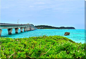 風景写真パネル 沖縄 宮古島 トゥリバー海浜公園 01 伊良部大橋 側面画像あり アートパネル ウォールアート インテリア 壁飾り 壁掛け 額要らず 模様替え 雰囲気作り おしゃれ 玄関 リビング オフィス miya-004-m20skm