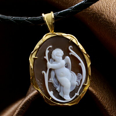 カメオペンダント&ネックレス 18金ゴールド枠 天使 エンジェル シェルカメオ 世界最高峰アゴス氏彫刻 デザイナーズ製品 カメオ アクセサリー 高級 ギフト お...