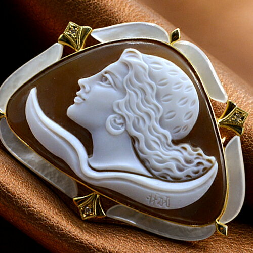 カメオブローチ&ネックレス 巨匠カルロ・パルラーティ作品 18金ゴールド ダイヤモンド 白蝶貝 希少価値 シェルカメオ イタリア製 カメオ アクセサリー 高級 ...