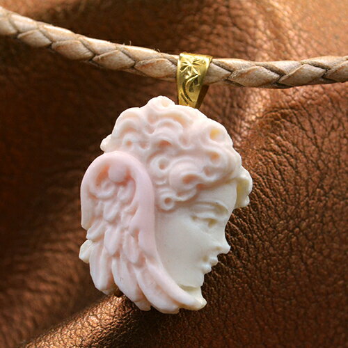 ピンクカメオ ペンダント ネックレス 18金ゴールド 天使 エンジェル 彫刻家バルザーノ作 コンク貝 イタリア カメオ アクセサリー 高級 ギフト お誕生日 プ...