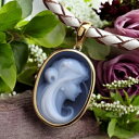 メノウカメオペンダント&ネックレス 美しい女性人物像のカメオ G-DRAGON 18金ゴールド枠 ドイツ製 上品&高品質&低価格 オシャレ レザーネックレス付 ...