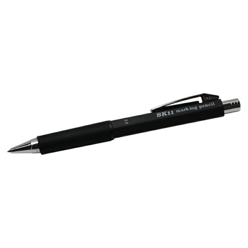 鉛筆の持ちやすさで、芯を3本収納できる3連発タイプ・6角ホルダー&ソフトグリップです。■■■用途■■■木材、コンクリート、石材用、建築マーキング。■■■機能・特徴■■■ノック部分に先端芯削りつきです。先端部分は丈夫な金属製です。■■■仕様■■■●色：黒。●太さ：2.0mm。■■■注意事項■■■使用後は芯はホルダー内に戻してください。幼児の手の届かないところで保管してください。直射日光の当たるところや高温での保管は避けてください。 メール便対応商品です。◆追跡サービス◆　差し出しからお届けまでの配送状況をご確認頂けます。◆配達方法◆　宅配便：対面受渡もしくは宅配ボックス等となります。　メール便：お届け先の郵便受けに配達致します。◆配達日◆　宅配便：日曜・祝日等でも配達可能です。　メール便：日曜・祝日は原則配達されません。◆お届けまでの日数◆　宅配便：おおむね発送日から1～2日前後でお届け致します。　メール便：おおむね発送日から2～5日前後でお届け致します。　但し、お届け先が遠方の場合や離島などの一部地域の場合など、　さらに数日要する場合が御座います。　お急ぎの場合は宅配便をご利用下さい。※メール便注意事項※■郵便受けに配達されるため代金引換はご利用頂けません。■翌日配送サービスには対応しておりません。また、配達日時指定も出来ません。■メール便対応商品を複数ご購入頂いた場合や、メール便対応外商品と同梱での発送の場合、　宅配便で発送する場合が御座いますので、予めご了承下さい。※メール便の場合の返品交換について※■配達中の商品破損、紛失があった場合でも保証、交換等は対応致しかねます。万が一、ご購入商品と違った商品が届いた場合には交換対応させて頂きます。商品説明■■■用途■■■木材、コンクリート、石材用、建築マーキング。■■■機能・特徴■■■ノック部分に先端芯削りつきです。先端部分は丈夫な金属製です。■■■仕様■■■●色：黒。●太さ：2.0mm。■■■注意事項■■■使用後は芯はホルダー内に戻してください。幼児の手の届かないところで保管してください。直射日光の当たるところや高温での保管は避けてください。■■■商品サイズ(幅×高さ×奥行)■■■約50×200×10■■■材質■■■●本体：ABS・真鍮。 ■■■その他■■■用途以外には使用しないでください。替芯はSK11建築用シャープペン替芯2.0mmをご使用ください。※ページ記載の内容については予告なく変更する場合があります。ご了承下さい。商品・パッケージは予告なく仕様変更する場合があります。