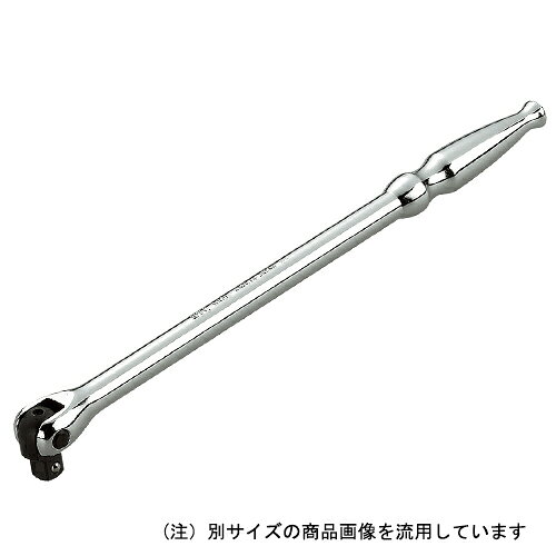 ◆◆用途◆◆ソケットなどと組合せて、ボルトの締め緩めができるハンドル。◆◆機能◆◆握り易く力をかけやすいグリップ形状です。全高を押さえたコンパクトなヘッドは90度以上、首が曲がらず、手を挟みにくくなっています。ヘッド部は応力の集中を分散する機構により、従来品と比べ、強度を20パーセントアップしております。リペアキット(BS2E-K別売)により、簡単にメンテナンスが可能です。◆◆仕様◆◆●長さ：200mm。●差込角：6.3sq.。●ロングタイプ。◆◆材質◆◆●特殊工具鋼。※※注意事項※※工具は本来の使用目的以外には使用しないでください。割れ、欠け、磨耗、変形の異常が認められた場合は、使用しないで下さい。無理な姿勢で作業しないで下さい。改造しないで下さい。 メール便対応商品です。◆追跡サービス◆　差し出しからお届けまでの配送状況をご確認頂けます。◆配達方法◆　宅配便：対面受渡もしくは宅配ボックス等となります。　メール便：お届け先の郵便受けに配達致します。◆配達日◆　宅配便：日曜・祝日等でも配達可能です。　メール便：日曜・祝日は原則配達されません。◆お届けまでの日数◆　宅配便：おおむね発送日から1～2日前後でお届け致します。　メール便：おおむね発送日から2～5日前後でお届け致します。　但し、お届け先が遠方の場合や離島などの一部地域の場合など、　さらに数日要する場合が御座います。　お急ぎの場合は宅配便をご利用下さい。※メール便注意事項※■郵便受けに配達されるため代金引換はご利用頂けません。■翌日配送サービスには対応しておりません。また、配達日時指定も出来ません。■メール便対応商品を複数ご購入頂いた場合や、メール便対応外商品と同梱での発送の場合、　宅配便で発送する場合が御座いますので、予めご了承下さい。※メール便の場合の返品交換について※■配達中の商品破損、紛失があった場合でも保証、交換等は対応致しかねます。万が一、ご購入商品と違った商品が届いた場合には交換対応させて頂きます。商品説明◆◆用途◆◆ソケットなどと組合せて、ボルトの締め緩めができるハンドル。◆◆機能◆◆握り易く力をかけやすいグリップ形状です。全高を押さえたコンパクトなヘッドは90度以上、首が曲がらず、手を挟みにくくなっています。ヘッド部は応力の集中を分散する機構により、従来品と比べ、強度を20パーセントアップしております。リペアキット(BS2E-K別売)により、簡単にメンテナンスが可能です。◆◆仕様◆◆●長さ：200mm。●差込角：6.3sq.。●ロングタイプ。◆◆材質◆◆●特殊工具鋼。※※注意事項※※工具は本来の使用目的以外には使用しないでください。割れ、欠け、磨耗、変形の異常が認められた場合は、使用しないで下さい。無理な姿勢で作業しないで下さい。改造しないで下さい。商品・パッケージは予告なく仕様変更する場合があります。