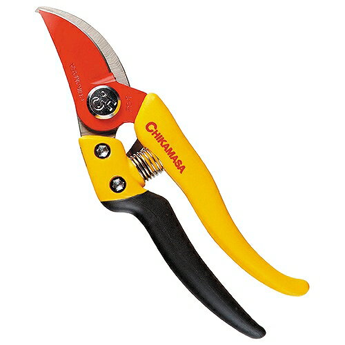 キャッチコピーフッ素加工刃でヤニが付きにくいです。用途花用剪定鋏。特徴超軽量で疲れないです。ソフトクッションで手の衝撃を吸収します。替刃方式で環境にやさしく経済的です。商品説明キャッチコピーフッ素加工刃でヤニが付きにくいです。用途花用剪定鋏。特徴超軽量で疲れないです。ソフトクッションで手の衝撃を吸収します。替刃方式で環境にやさしく経済的です。仕様●全長：185mm。●重量：170g。●刃長：45mm。●替刃式。●切刃：高級フッ素加工。●受刃：無電解ニッケルメッキ。材質●刃：高級炭素刃物工具鋼。●柄：PA+GF・エラストマー。注意事項刃先を人に向けないでください。ポケットに入れておきますと、鋭い刃先で人を傷つける危険があります。幼児や子供の手の届かないところに保管してください。その他ご使用中は目に付くところに置いて安全にご注意下さい。この鋏は、果樹、花、枝以外に使用しないでください。JANコード：4967645130812メーカー名：近正商品名：13081 ウルトラロッソ7 PS-7Y※ 商品・パッケージは予告なく仕様変更する場合があります。※ 掲載画像はすべてイメージです。予告なく変更する場合があります。