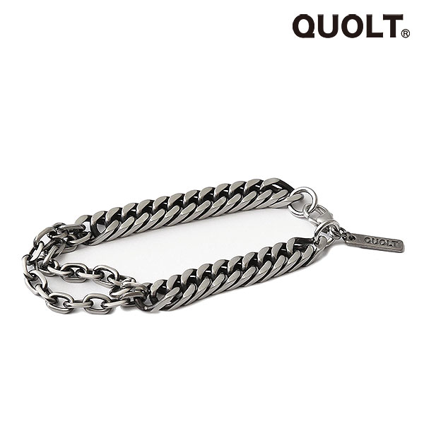 　商品説明 QUOLT クオルト 喜平チェーンと二連チェーンを組み合わせたブレスレット。 さりげなくも変化のあるデザインでどんなスタイルにも対応。 素材 : STAINLESS サイズ : 20cm ■DELI : 8月中旬～下旬入荷予定 メーカー希望小売価格はメーカーカタログに基づいて掲載しています 【ご予約注意事項・必ずお読み下さい】 ご予約商品は必ず1点ずつご予約(決済)お願いいたします。 ■複数の商品をご予約、通常商品と同時にご購入後希望の場合は、 お手数をお掛けし申し訳ありませんが、必ず1点ずつ決済をお願いいたします。 ※予約商品が同時に入荷した場合は当店側で同梱処理させていただきます。 ※2点以上まとめてご注文された場合、一番遅い納期の商品との同梱発送とさせていただきます。 ■ご予約後のカラー・サイズ変更・キャンセルは一切お受けできません。 ■店舗在庫がない場合はメーカーに在庫を確認でき次第、ご連絡させていただきますのでご了承くださいませ。 ■納期が過ぎた商品に関しましてもメーカー共有在庫の為、在庫を確認でき次第のご連絡になります。 ※商品到着をお急ぎの方はお気軽にお問い合わせくださいませ。 ■オーダーの数量オーバーの為、先着順での発送により欠品になる場合がございます。 ■クレジット決済をご選択頂いた場合、商品発送時に売上請求を行います。 ■掲載されております商品画像はサンプルの為、本製品とは仕様が多少変更になる場合がございます。 ■まれに生産上の関係により減産、生産中止となり商品がご用意できない場合がございます。 ■入荷時期が生産上の関係で予定の納期より大幅に遅れる場合がございます。 ※納期遅れについて個別にご連絡を差し上げることが難しい為、お問い合わせを頂けましたら 早急にメーカーに確認をさせて頂きます。お気軽にお問い合わせ下さい。 ■商品入荷後、ご連絡、即発送となります。 ※ご希望のお届け指定(土日希望・時間指定等)がある場合は、ご注文時に備考欄にご記載下さい。 ■上記内容につきましてご理解して頂いた上で、ご予約いただきます様お願い致します。 [お問い合わせについては] Mail：corecervate@artif.jp Tel：058-371-8400 まで宜しくお願い致します。 ■注意点:フラッシュ撮影と屋外画像ではカラーの見え方に誤差がございます。 パソコンのモニターにより、カラーの見え方に誤差がございます。 ■サイズ表記につきましてはブランド企画サイズとなっております。QUOLT クオルト