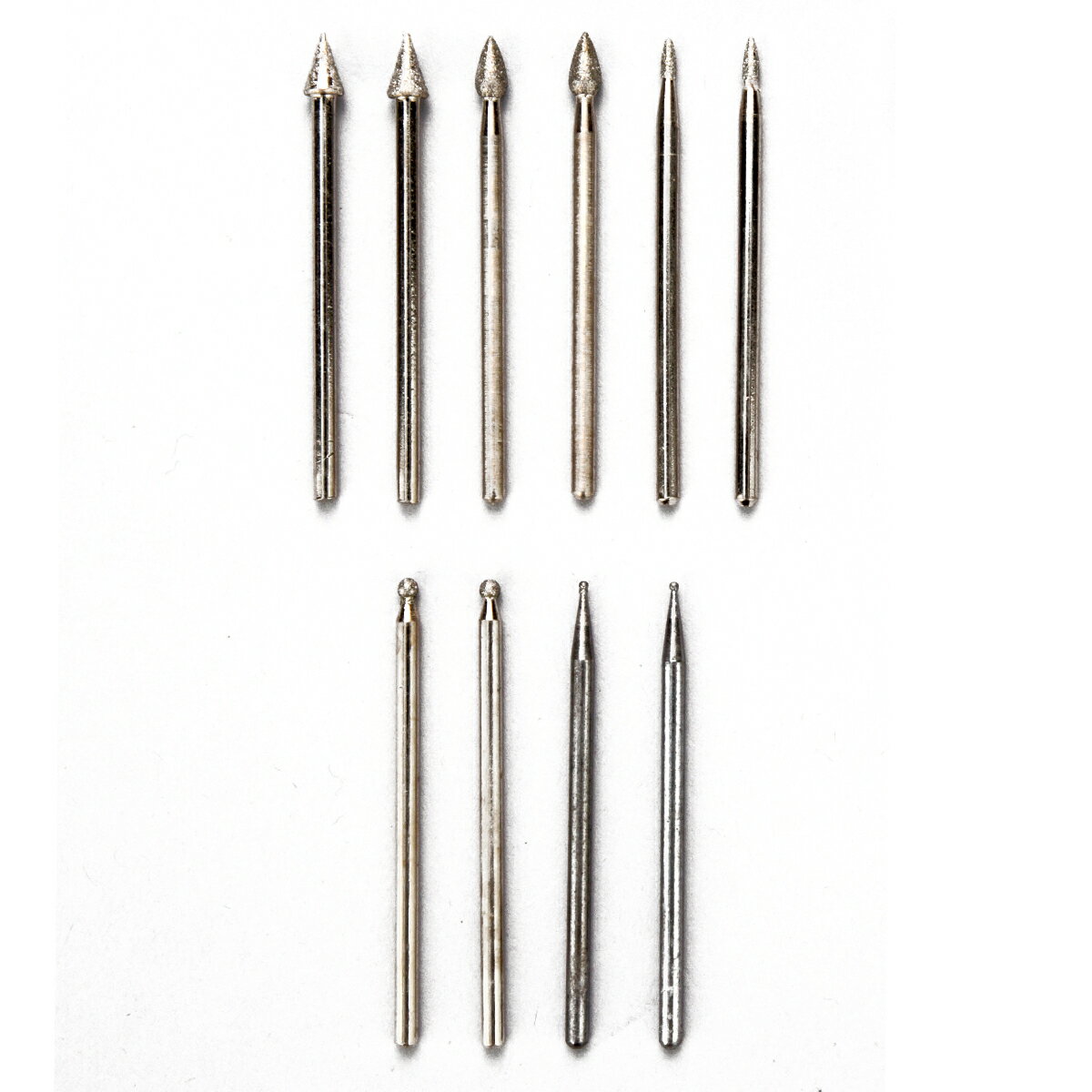 三角型4mm×2本、炎型3.2mm×2本、炎型1.6mm×2本、球型2mm×2本、球型0.9mm×2本 金属、ガラス、木材、石、陶器の削りや彫刻にご使用下さい。