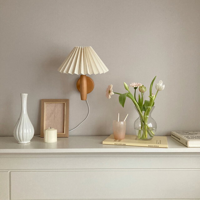 USB プリーツシェード ライト ブラケットライト 壁掛け【ART OF BLACK】のサムネイル