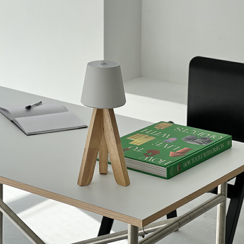 USB ウッドスタンド LEDライト コードレス タッチ式 充電 調光 間接照明【ART OF BLACK】のサムネイル