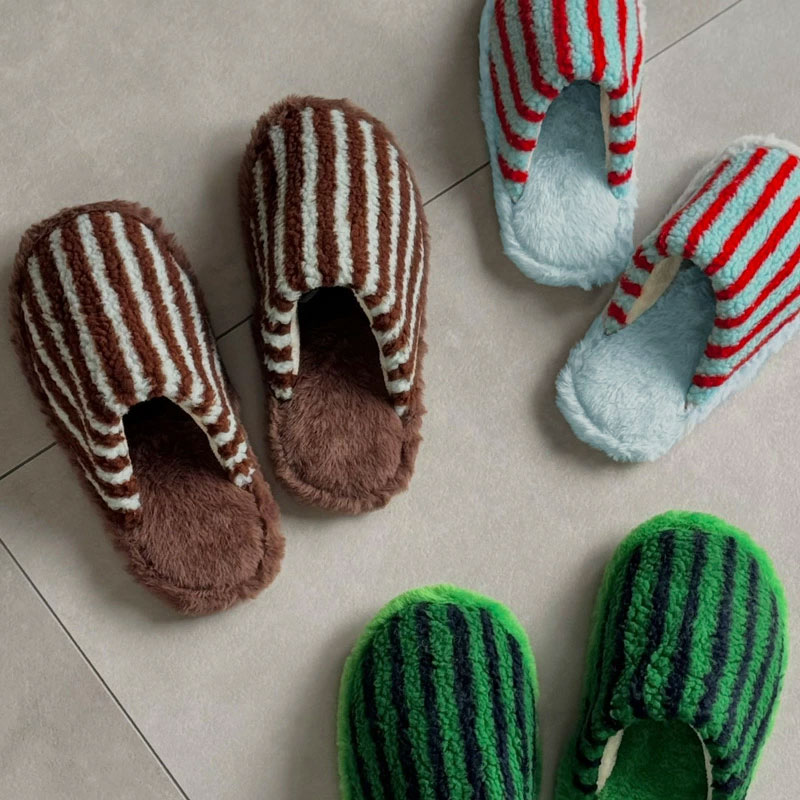 予約販売11月下旬～12月上旬頃発送予定 もふもふ カラーストライプ ルームシューズ スリッパ【ART OF B..