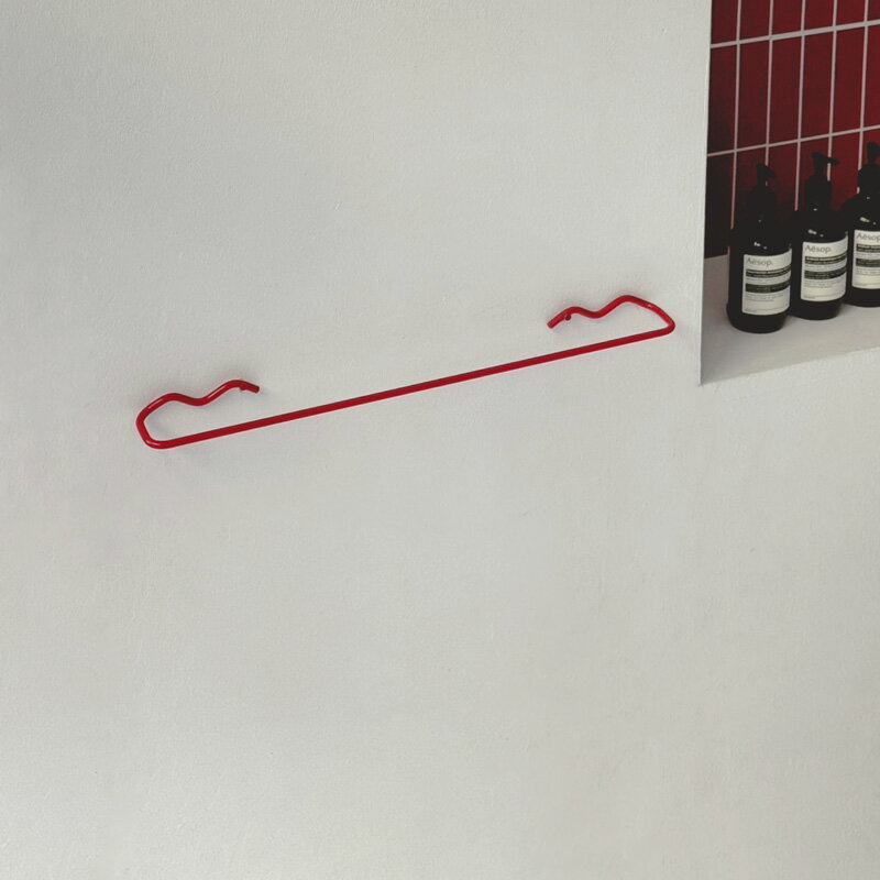 wave ワイドタオルハンガー レッド W60cm 【ART OF BLACK】