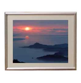 油絵 絵画 直筆仕上げ 静謐の海 アートフレーム：色シルバー サイズ 額入りS 310×260mm 【布キャンバス・額表面保護板】 油彩 風景画 オリジナルインテリア絵画 風水画 絵画 販売 インテリア 油絵 油彩 壁掛け 複製画 風景画 ゴッホ モネ ルノワール その他 静物画 肖像画 アート プレゼント 開業祝い 退職祝い 新築祝い 玄関 リビングアート 風水 縁起 フレーム 贈り物静謐の海