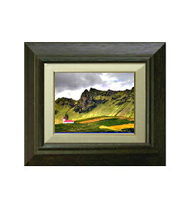 Rakuten - 【油絵 直筆仕上げ】山麓ほとりの家屋 F0サイズ 額入り 【額入り】 絵画 販売 油彩 風景画 330×290mm 額縁： ブラウン 複製画 送料無料 プレゼント ギフト 開店祝い 開業祝い 退職祝い 新築祝い リビング 玄関 モダン アートフレーム 壁掛け