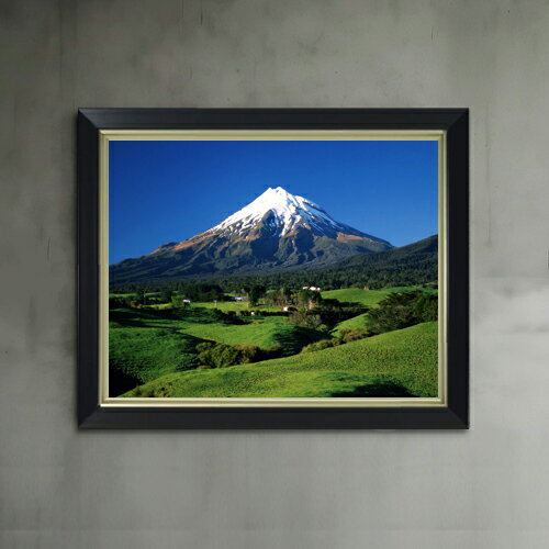 Rakuten - 【油絵 直筆仕上げ】新緑、富士山 F6サイズ 額入り 【アップグレードフレーム】 油彩 風景画 オリジナルインテリア絵画 風水画 476×384mm 複製画 送料無料 プレゼント ギフト 開店祝い 開業祝い 退職祝い 新築祝い リビング 玄関