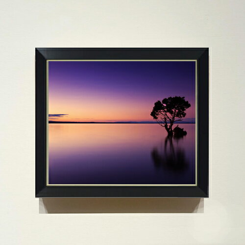 【油絵 直筆仕上げ】憂愁の湖 F8サイズ 額入り 【アップグレードフレーム】 油彩 風景画 オリジナルインテリア絵画 風水画 489×414mm ..