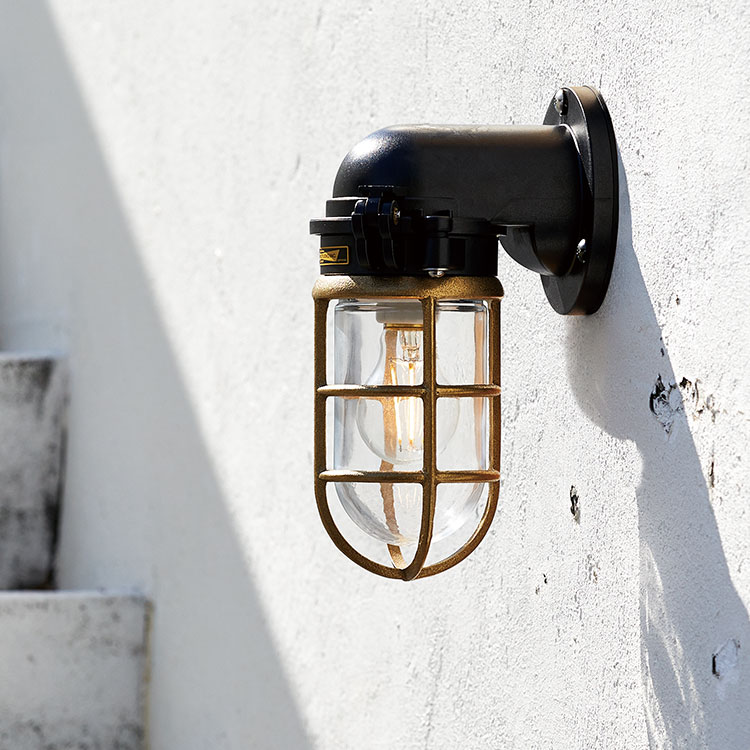 【アートワークスタジオ公式】 ARTWORKSTUDIOBR-5037　Navy base-wall lamp ネイビーベースウォールランプ 船舶照明 1灯 E26 20W FRP 真鍮 防雨仕様 マリンライト【ポイント10倍】