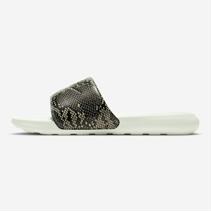 W NIKE VICTORI ONE SLIDE PRINT CN9676-007 正規品ウィメンズ ビクトリー ワン プリント スライド ナイキ nike シャワーサンダル レディスシューズ 婦人靴 楽天検索 楽天市場 サーチ ランキング 広告 通販 22cm 23cm 24cm 25cm アニマル柄 2021SS